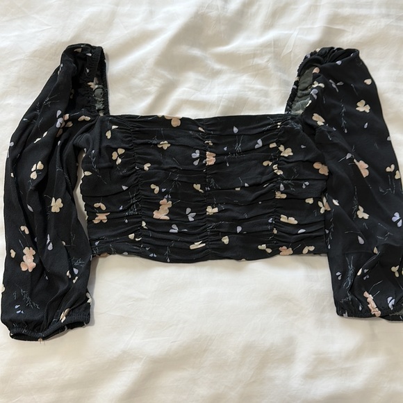 Aritzia Wilfred blouse medium black - Picture 2 of 3